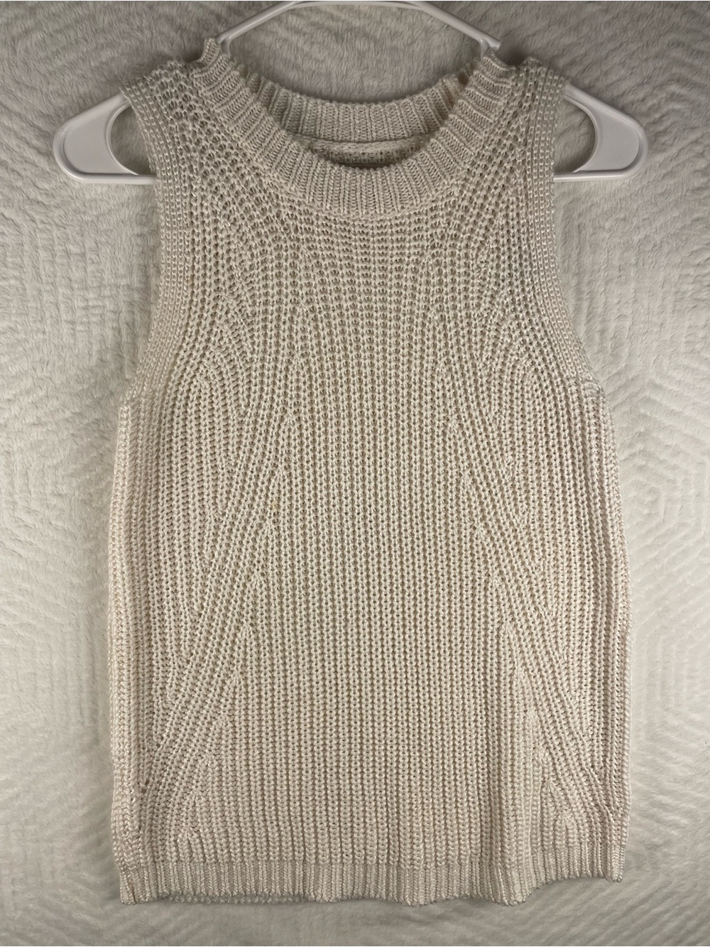 LOFT Cream Sleeveless Crewneck Knit Tank